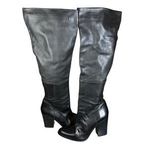 Stuart Weitzman Belmont Nappa Leather Black Knee High Boot Women's Size 8.5
